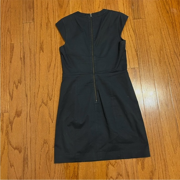 Theory Black Cap Sleeve Sheath Dress Minimalist Career Cocktail Size 6 - Picture 3 of 5